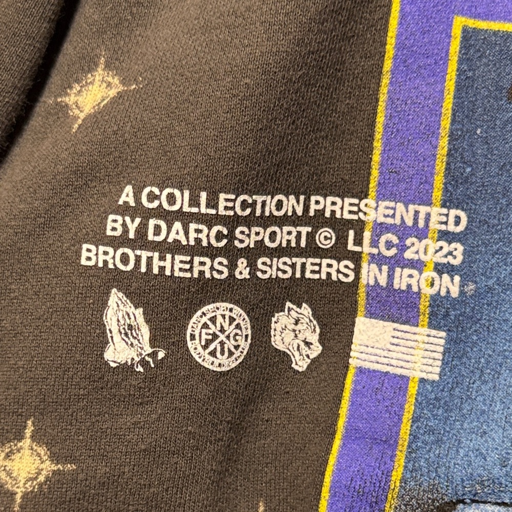 DARC SPORT Wolves Club Faded Black 'Wolves Forever' Graphic Hoodie Sweatshirt M - Picture 4 of 15